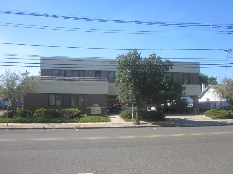 1801 E 2nd St, Scotch Plains, NJ for rent - Building Photo - Image 2 of 13