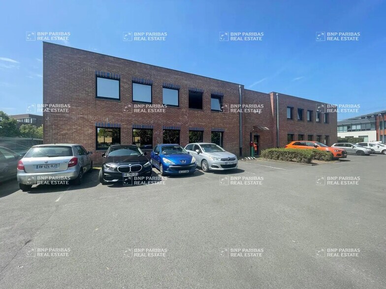 340 Avenue De La Marne, Marcq-en-Baroeul to rent - Primary Photo - Image 2 of 9