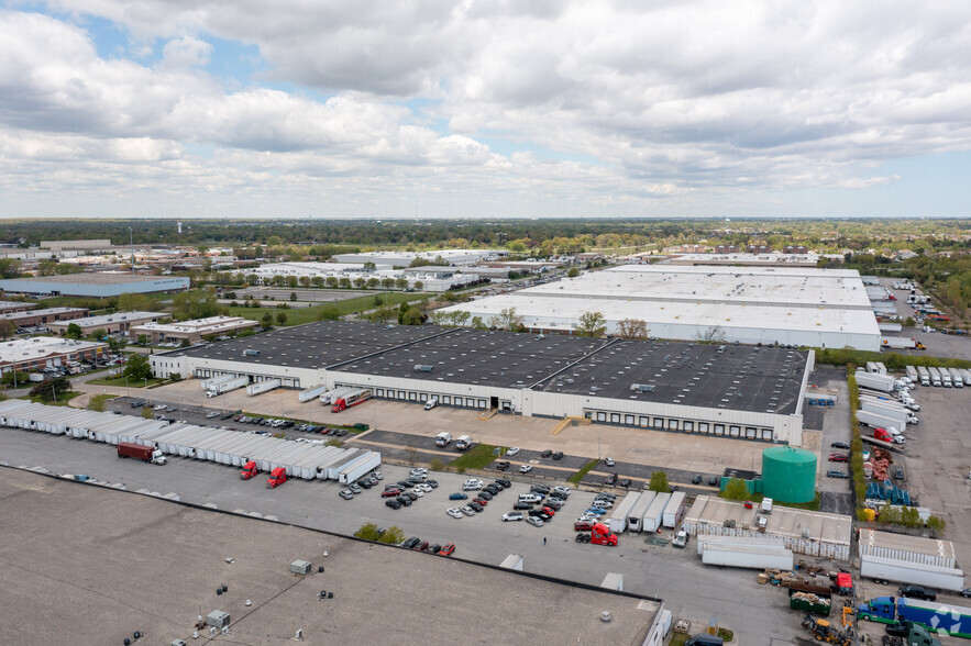 11939 S Central Ave, Alsip, IL for rent - Aerial - Image 3 of 16