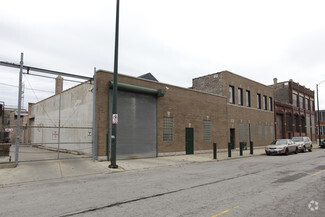 More details for 1612 W Fulton St, Chicago, IL - Office, Industrial for Rent