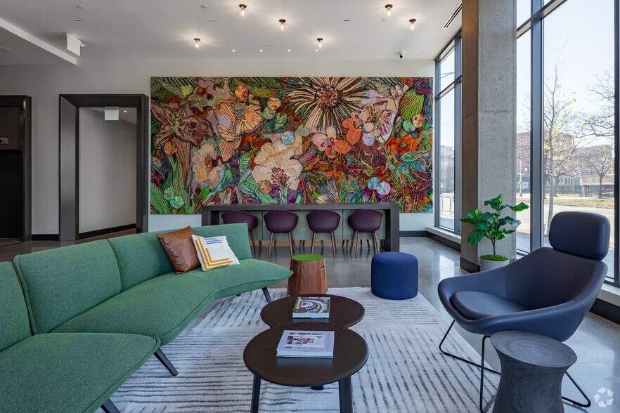 670 N May St, Chicago, IL to rent - Lobby - Image 3 of 33