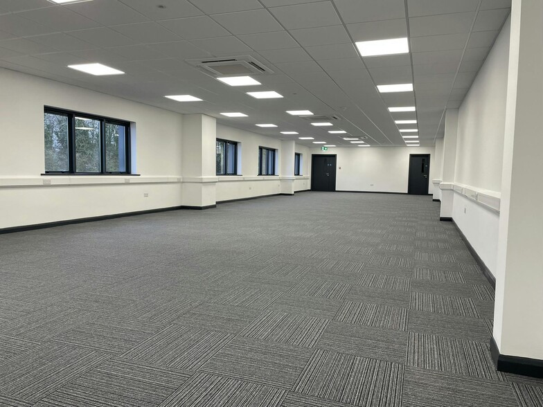 Lillput Rd, Northampton to rent - Building Photo - Image 3 of 15