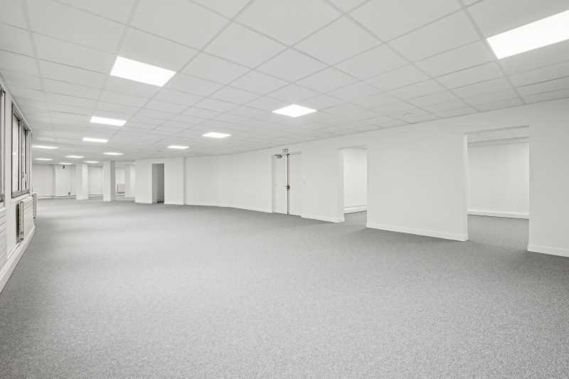 Office in Paris for sale - Interior Photo - Image 3 of 12