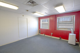 321 Pennwood Ave, Pittsburgh, PA for rent Interior Photo- Image 1 of 1