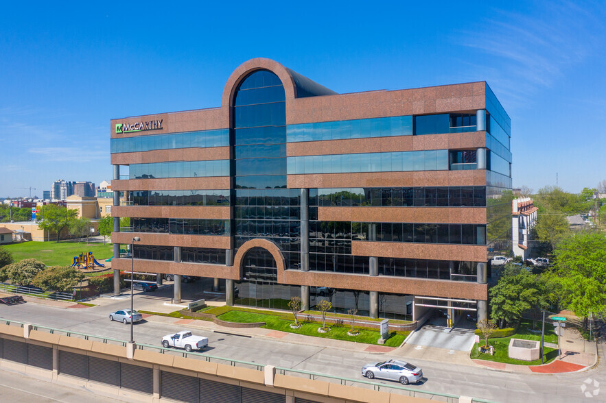 4245 N Central Expy, Dallas, TX for rent - Building Photo - Image 1 of 8