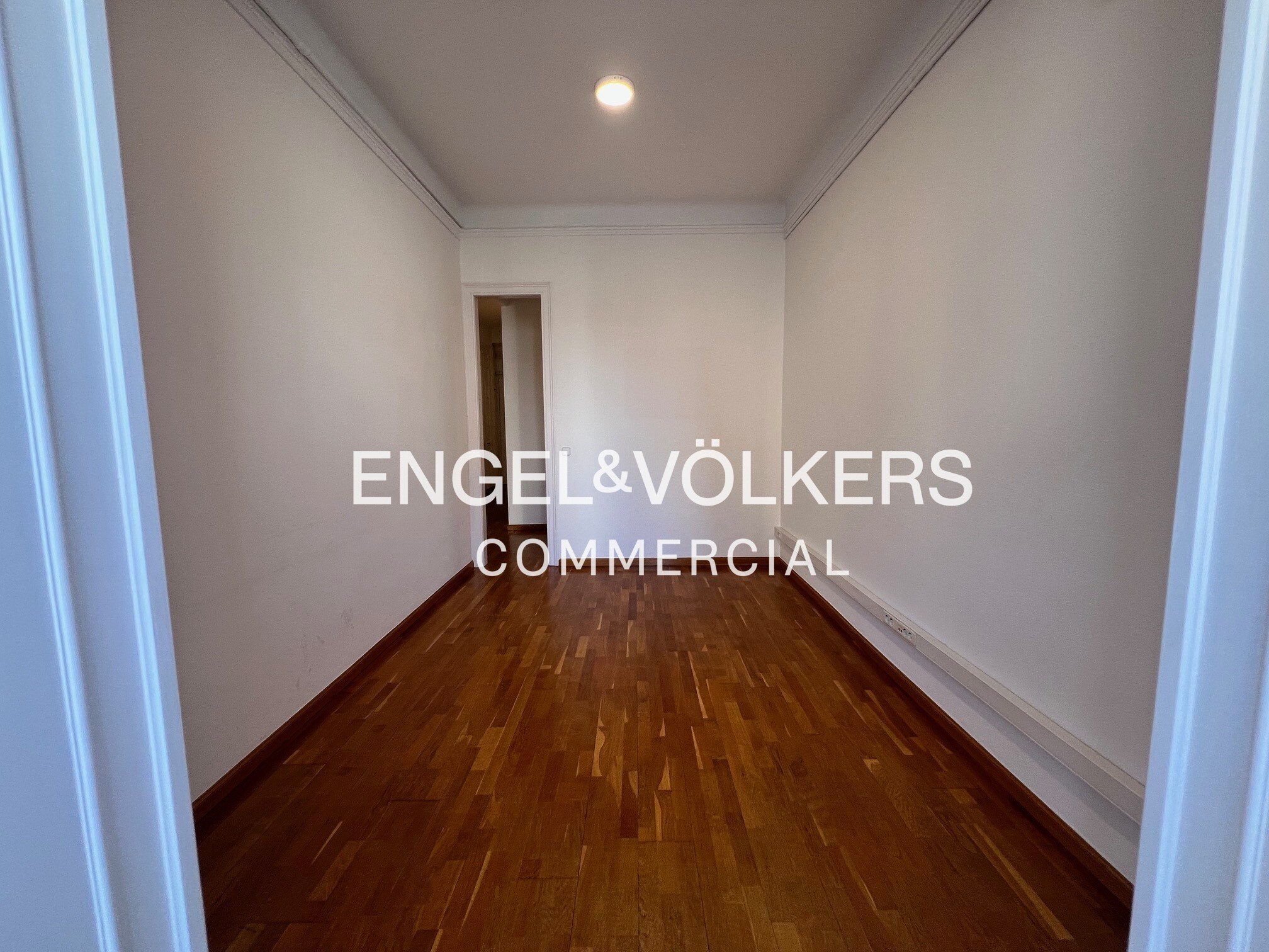 Office in Barcelona, Barcelona to rent Interior Photo- Image 1 of 2