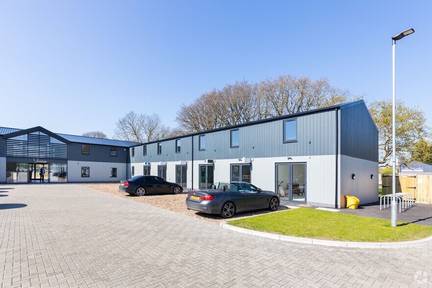 Old Ipswich Rd, Ardleigh to rent - Building Photo - Image 3 of 31