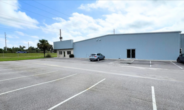 2501 E President St, Savannah, GA for rent Building Photo- Image 1 of 11