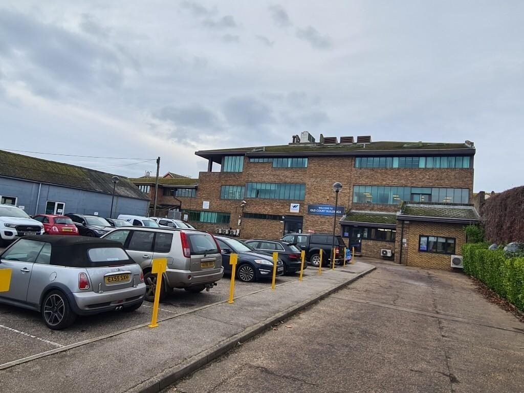 Whapload Rd, Lowestoft to rent Building Photo- Image 1 of 14