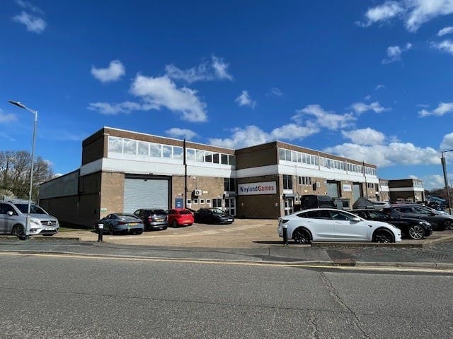 17-21 Eldon Way, Hockley for rent - Building Photo - Image 2 of 3