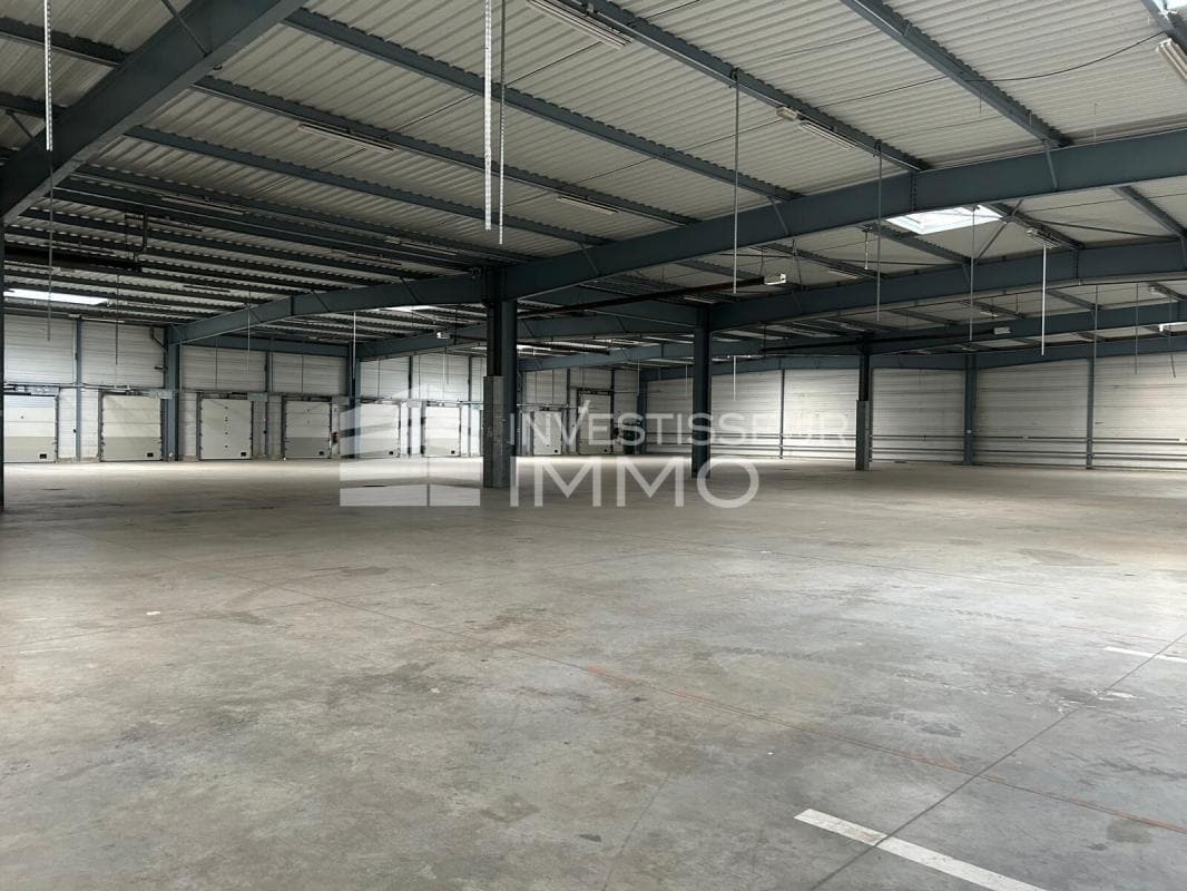 Office in Mitry Mory to rent Interior Photo- Image 1 of 11