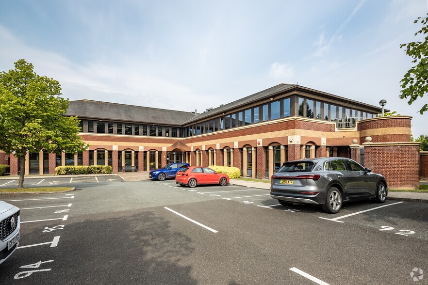 Lakeside, Chester to rent - Building Photo - Image 3 of 7