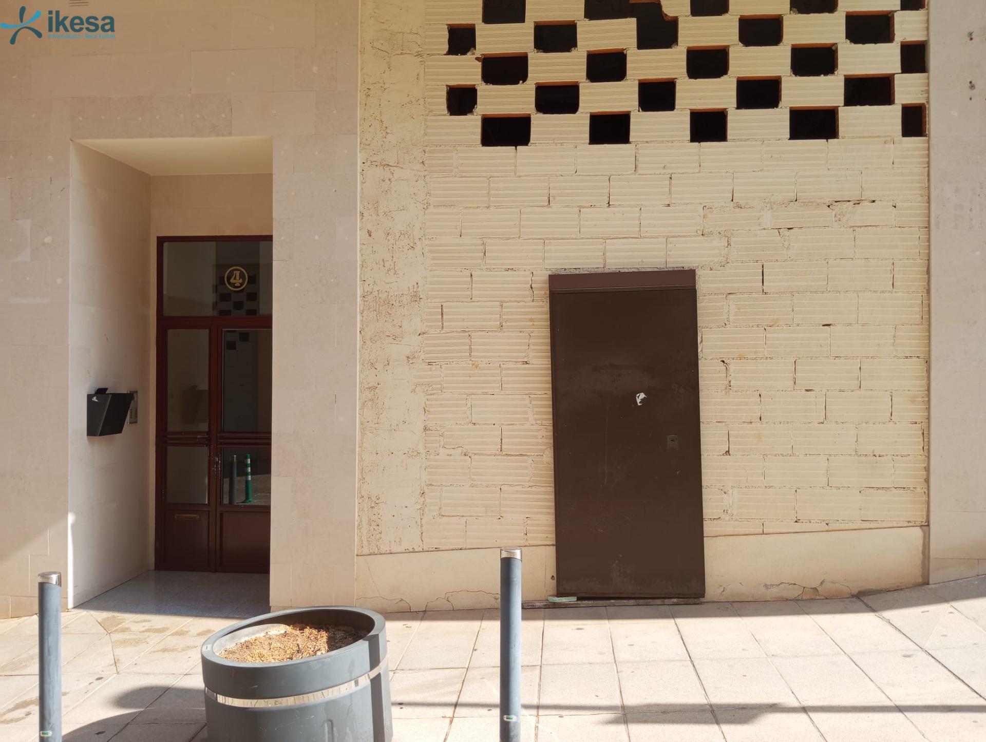 Retail in Almendralejo for sale Building Photo- Image 1 of 6