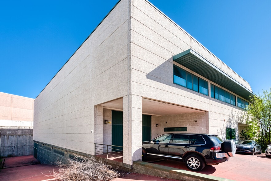 Calle Electrónica, 50, Alcorcón, Madrid for sale - Building Photo - Image 3 of 26