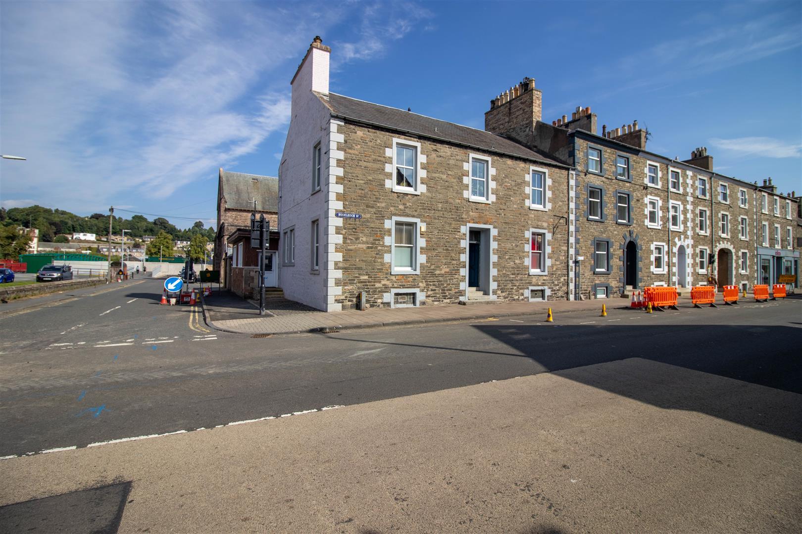 22 Buccleuch St, Hawick to rent Building Photo- Image 1 of 4