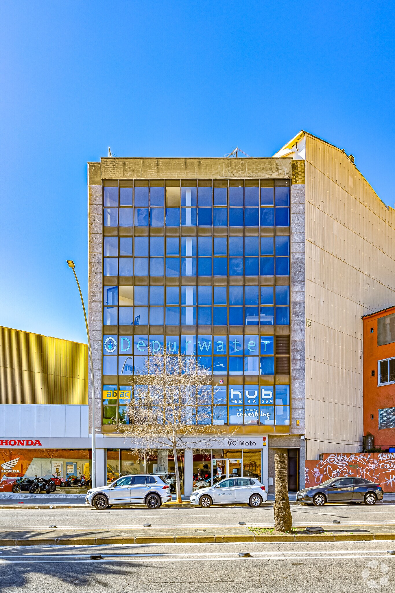 Avinguda De Jaume I, 95, Terrassa, Barcelona for sale Primary Photo- Image 1 of 1