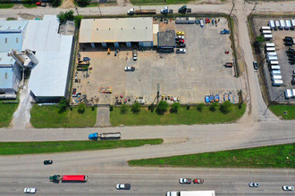 8200 E I-10 Fwy, Houston, TX for sale Primary Photo- Image 1 of 1