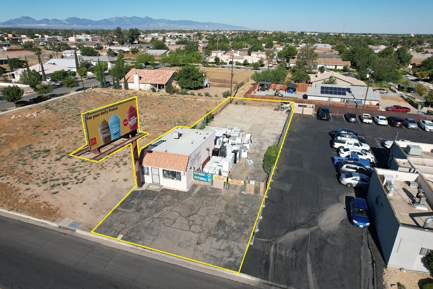 9580 Hesperia Rd, Hesperia, CA for sale - Building Photo - Image 1 of 1