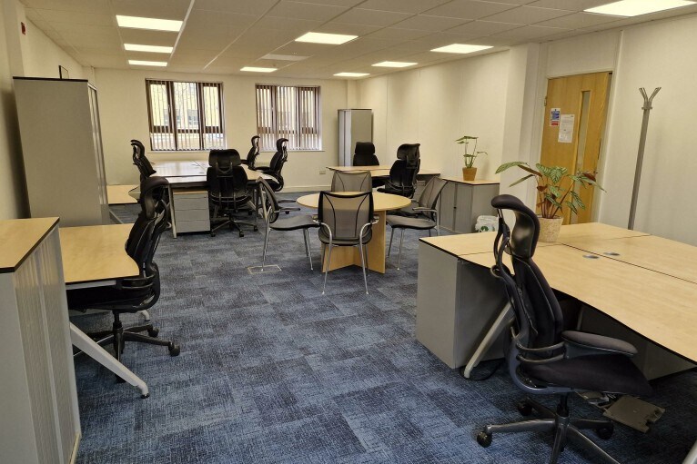 16 Tetbury Rd, Cirencester to rent Interior Photo- Image 1 of 1