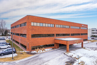 16655 W Bluemound Rd, Brookfield, WI for rent Building Photo- Image 1 of 9