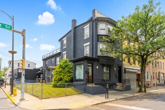 902-904 W Walnut St, Allentown, PA for sale Building Photo- Image 1 of 1