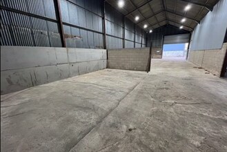 Rush Ln, Alcester to rent Interior Photo- Image 2 of 4