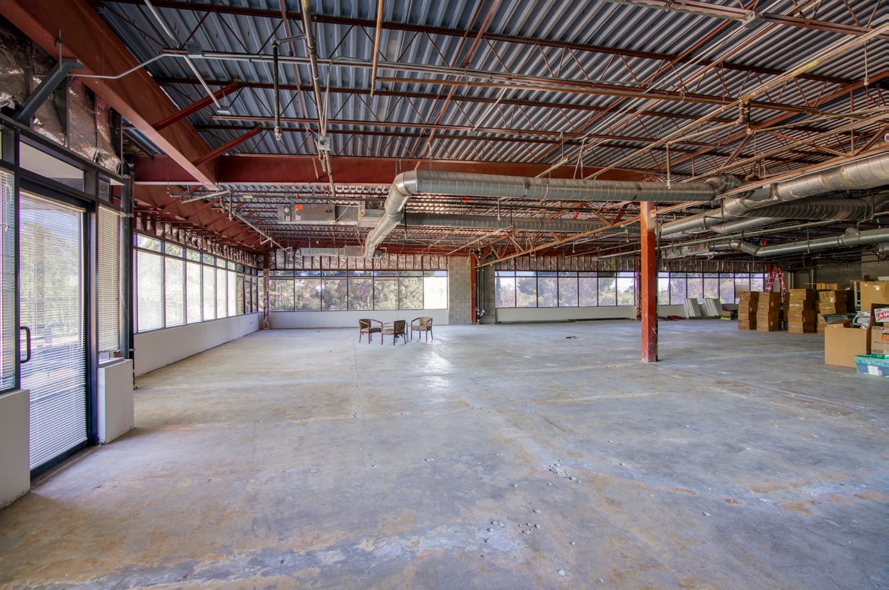 3333 E Camelback Rd, Phoenix, AZ to rent Interior Photo- Image 1 of 2