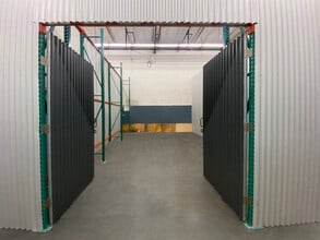 3731 Warner Ave, Santa Ana, CA to rent Interior Photo- Image 1 of 3