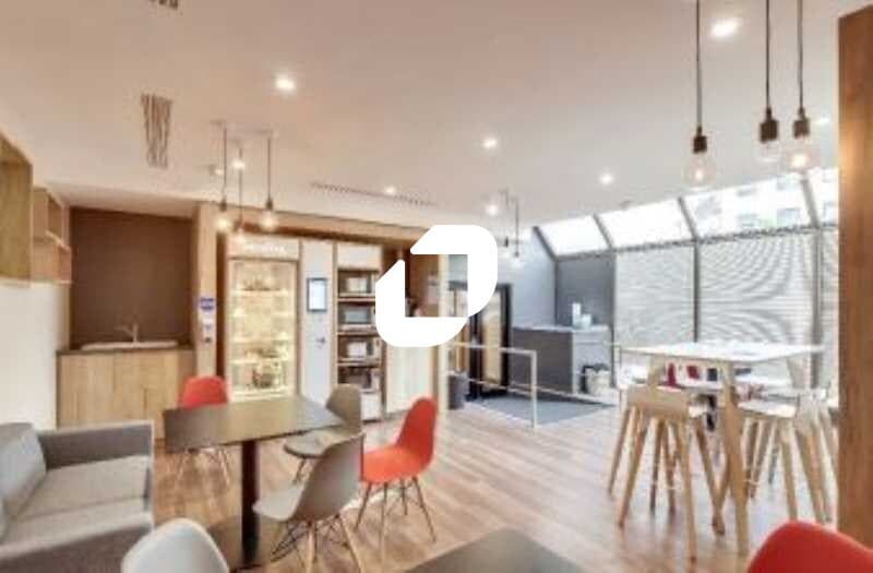 30 Rue Pasteur, Suresnes to rent - Building Photo - Image 2 of 9