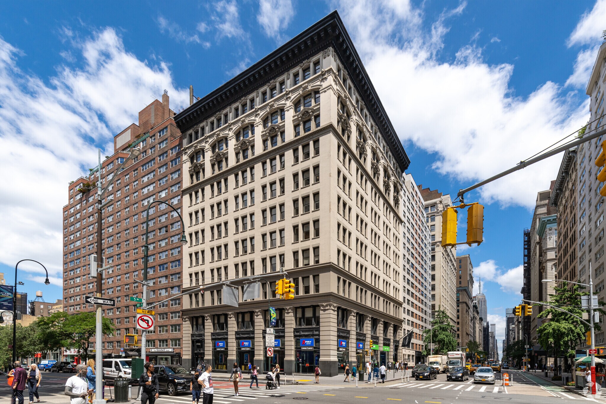 90 Fifth Ave, New York, NY for sale Building Photo- Image 1 of 1