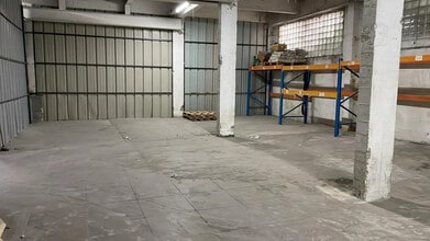 10 Allée Hendrik Lorentz, Champs-sur-Marne to rent Interior Photo- Image 2 of 2