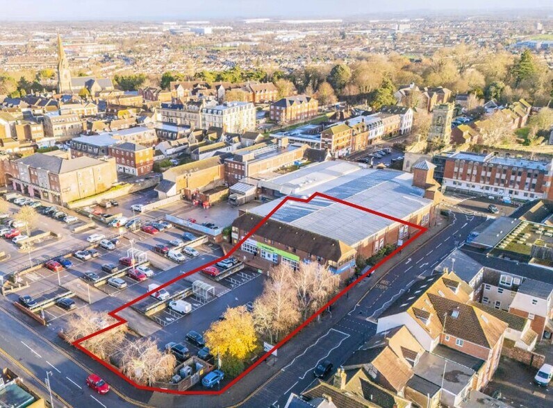 Swindon Ground Rent Portfolio portfolio of 2 properties for sale on LoopNet.co.uk - Aerial - Image 3 of 3