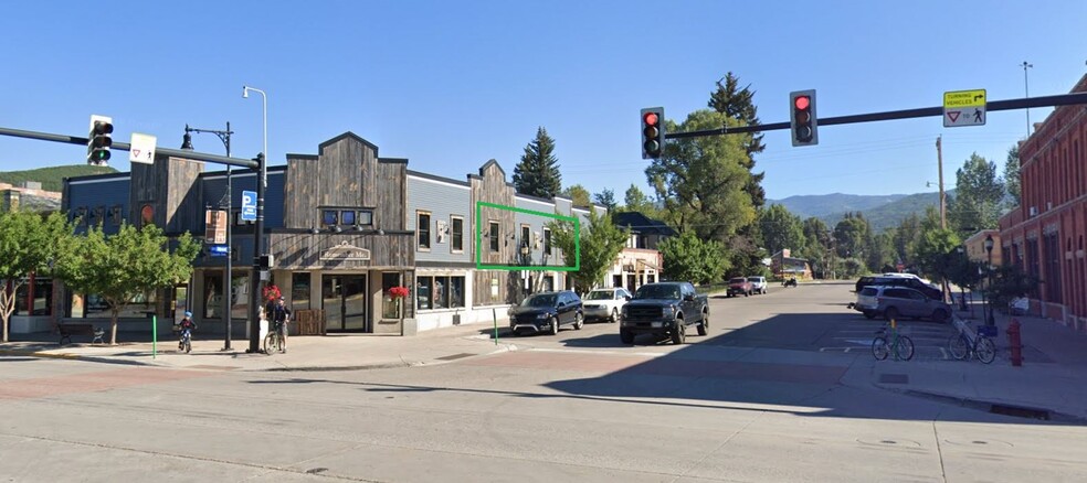 902-906 Lincoln Ave and 111 9th St, Steamboat Springs, CO for rent - Building Photo - Image 2 of 4