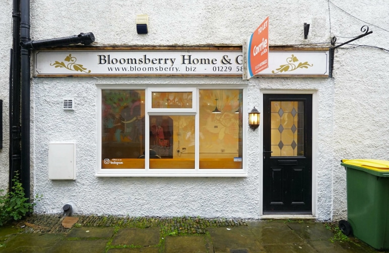 1 Bolton Pl, Ulverston to rent - Primary Photo - Image 1 of 1