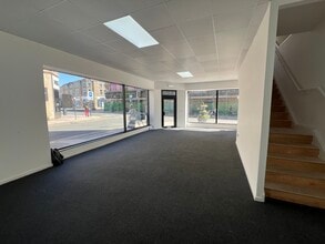 117 St James St, Burnley for sale Interior Photo- Image 2 of 6