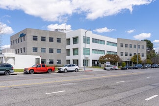 More details for 14901 Rinaldi St, Mission Hills, CA - Office / Medical to Rent