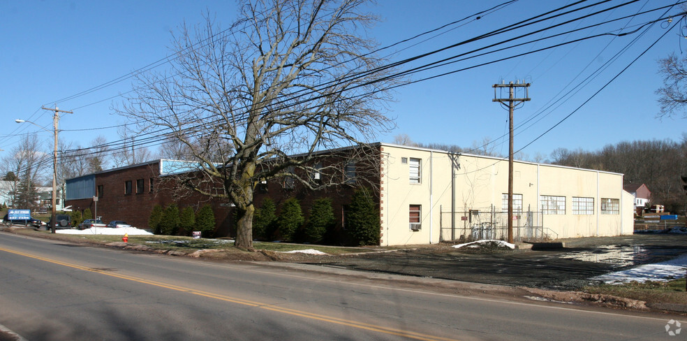 956-980 Old Colony Rd, Meriden, CT for sale - Building Photo - Image 3 of 9