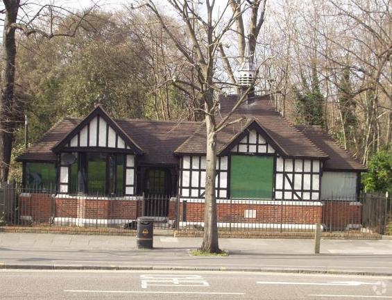 1 Queens Circus, London for sale - Primary Photo - Image 1 of 1