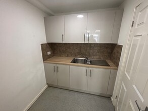 119A-B High St, Rushden to rent Interior Photo- Image 2 of 4