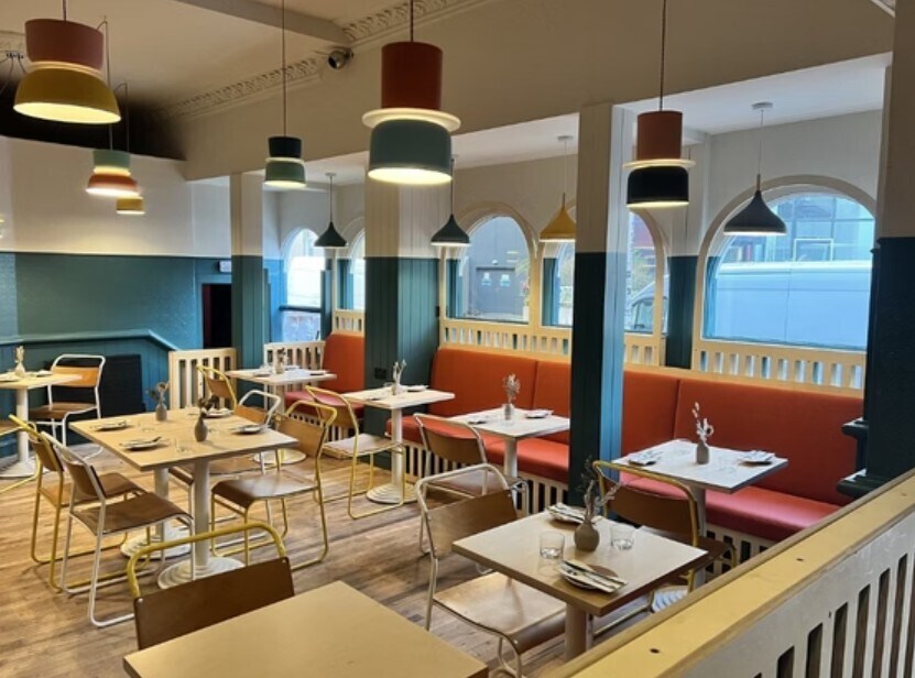 142-146 Perth Rd, Dundee to rent Interior Photo- Image 1 of 2