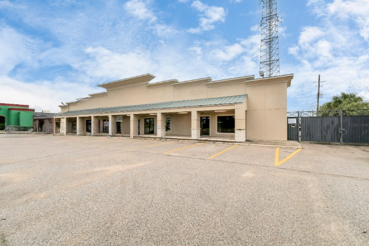 5220-5234 Highway 6 N, Houston, TX for rent - Building Photo - Image 1 of 27