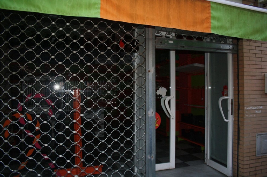 de, 1, Bormujos, Sevilla to rent - Building Photo - Image 2 of 17