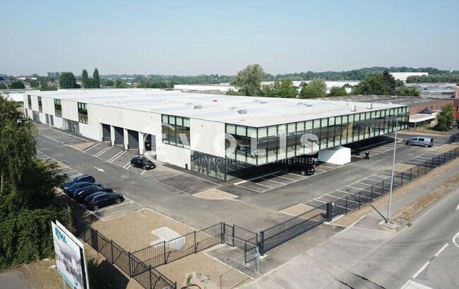 Location Local d'activités 420 m² à 947 m²