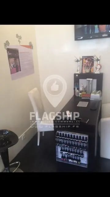 Location Commerce 11 m² - Photo 1