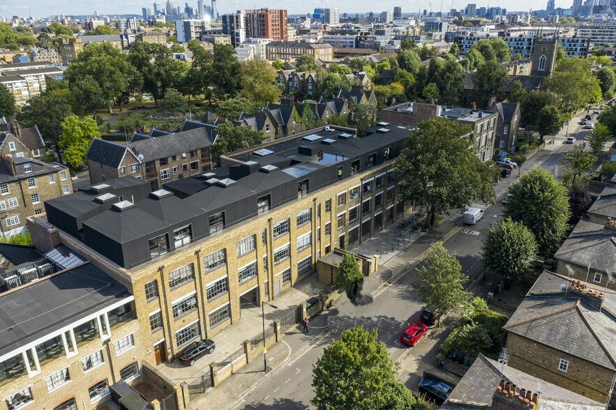 94 De Beauvoir Rd, London for rent - Aerial - Image 2 of 6