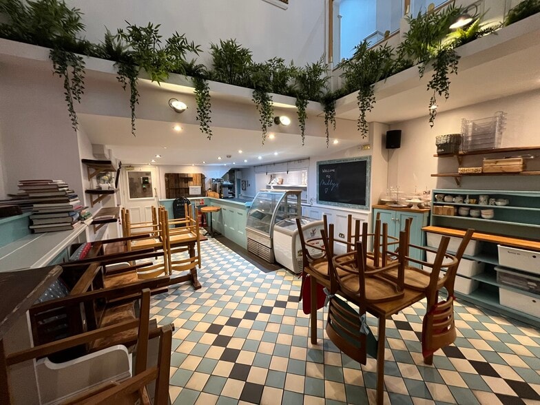 3A The Cross, Cupar for sale - Building Photo - Image 3 of 3