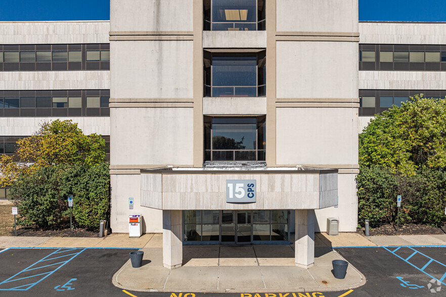 15 Corporate Pl S, Piscataway, NJ for rent - Building Photo - Image 3 of 7