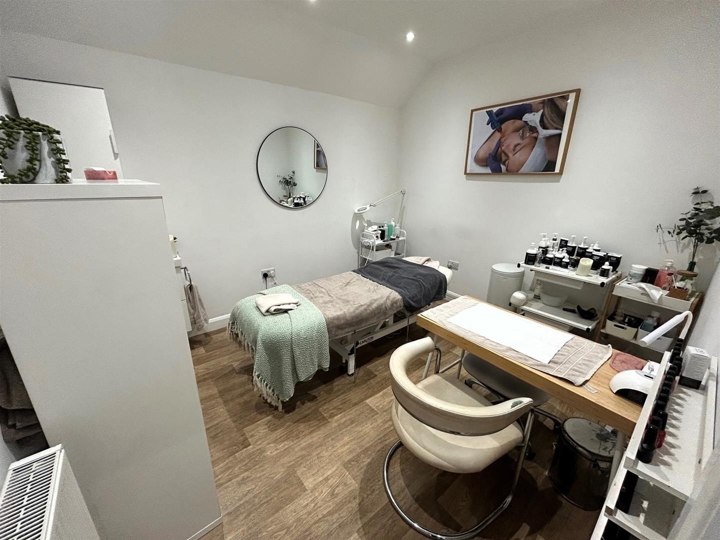 56 Ramshill Rd, Scarborough to rent Interior Photo- Image 1 of 6