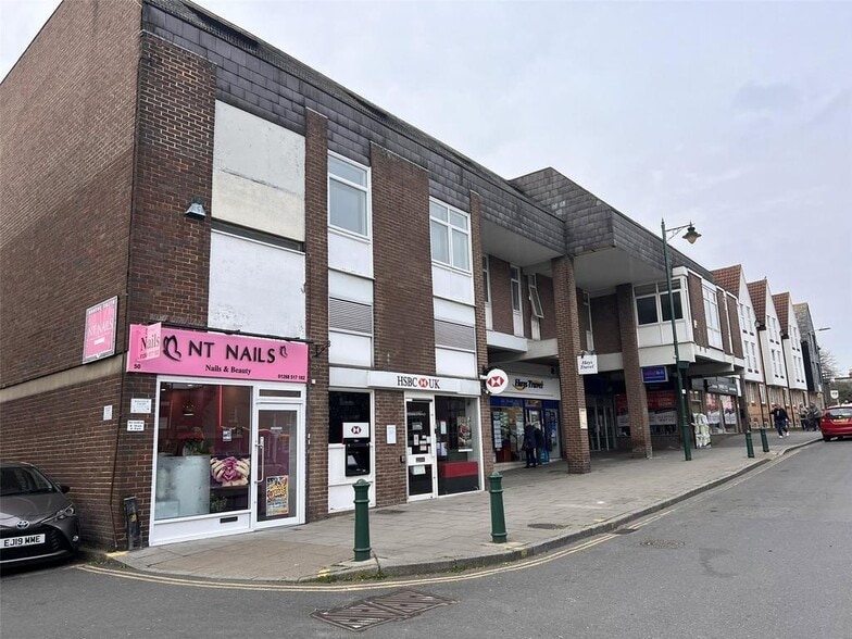 44-50 High St, Rayleigh to rent - Building Photo - Image 3 of 12