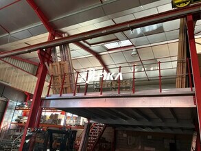 Industrial in Beauzelle for sale Interior Photo- Image 2 of 7